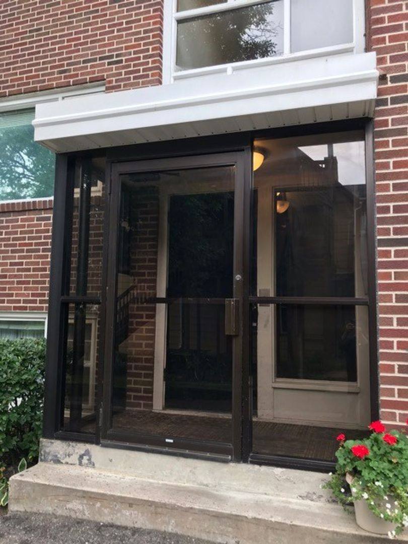 Apartment for rent at 407 Grand Ave, Saint Paul, MN 55102
