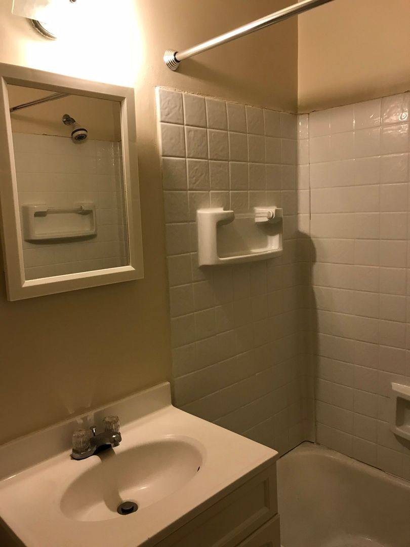 Apartment for rent at 407 Grand Ave, Saint Paul, MN 55102
