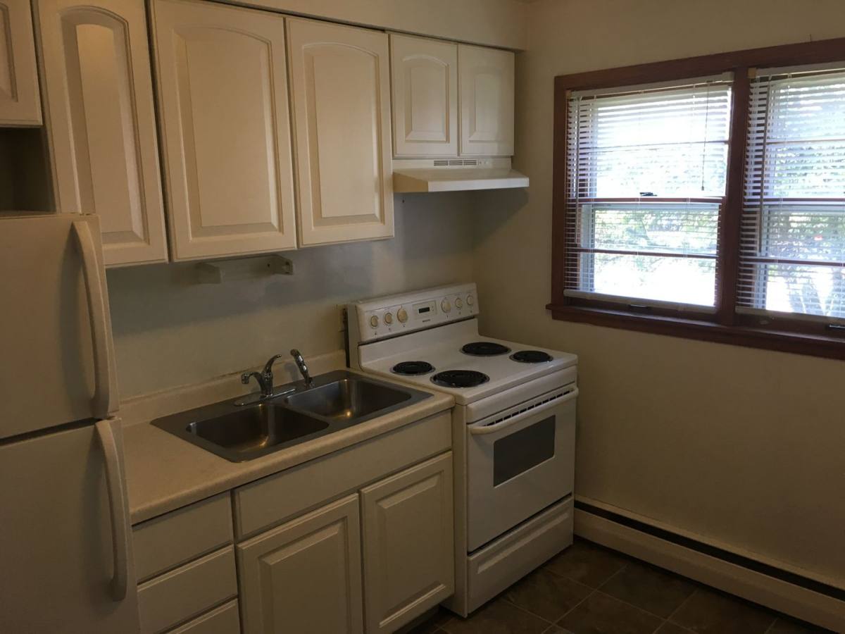 Apartment for rent at 407 Grand Ave, Saint Paul, MN 55102