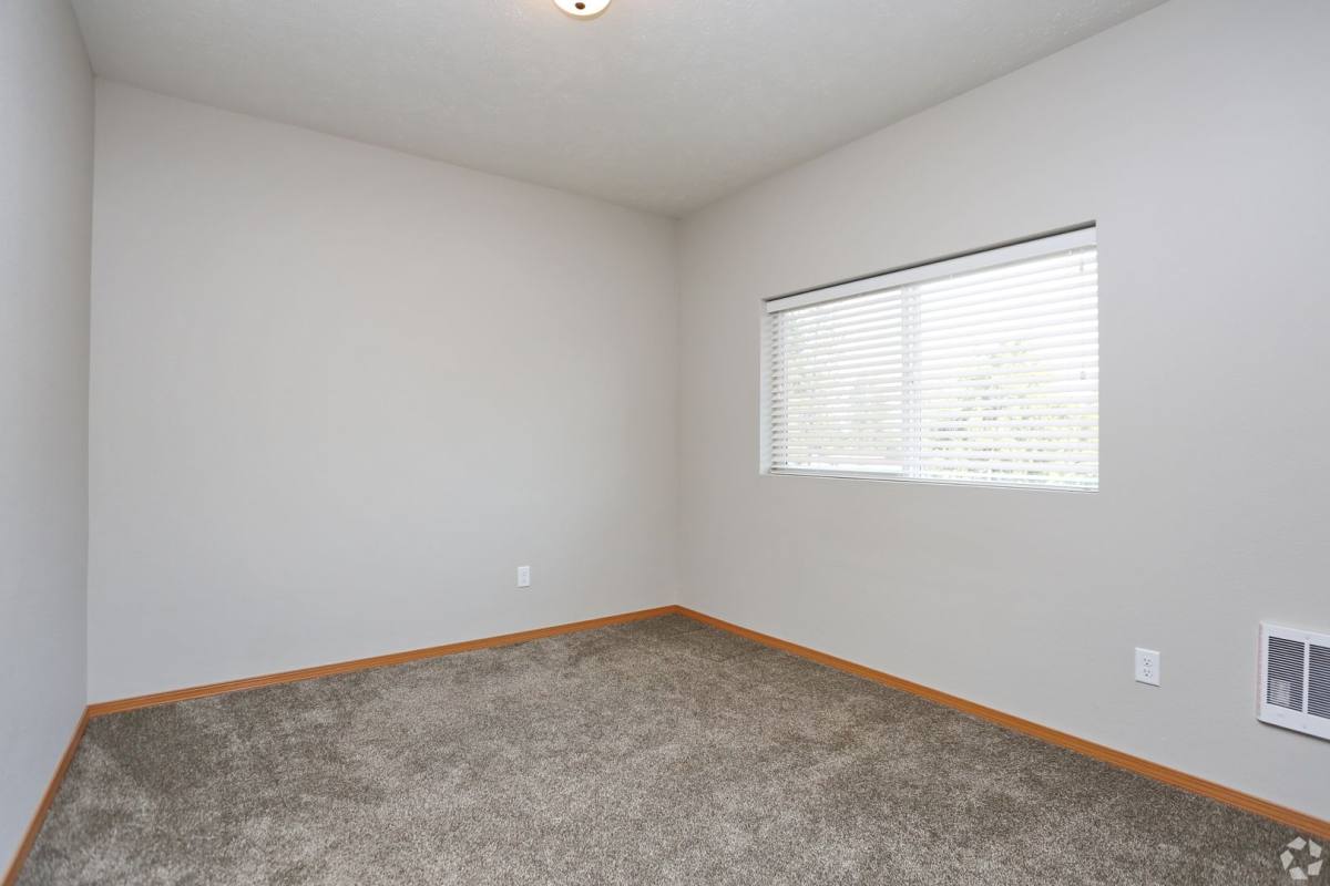 Apartment for rent at 1048 W 1st St, Cheney, WA 99004
