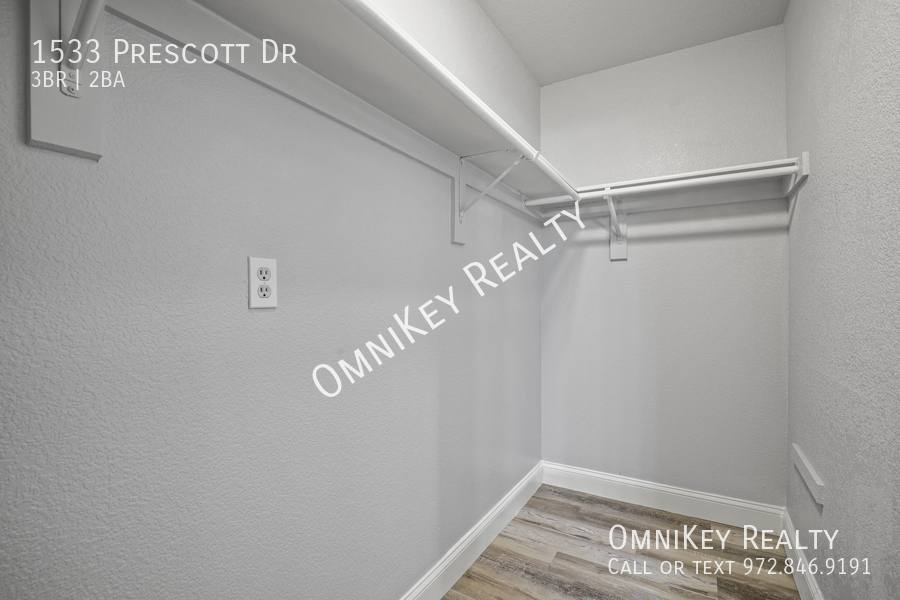 House for rent at 1533 Prescott Dr, Lancaster, TX 75134