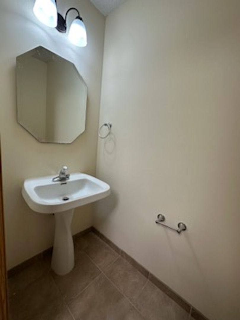 Townhouse for rent at 14764 Excelsior Lane, Saint Paul, MN 55124