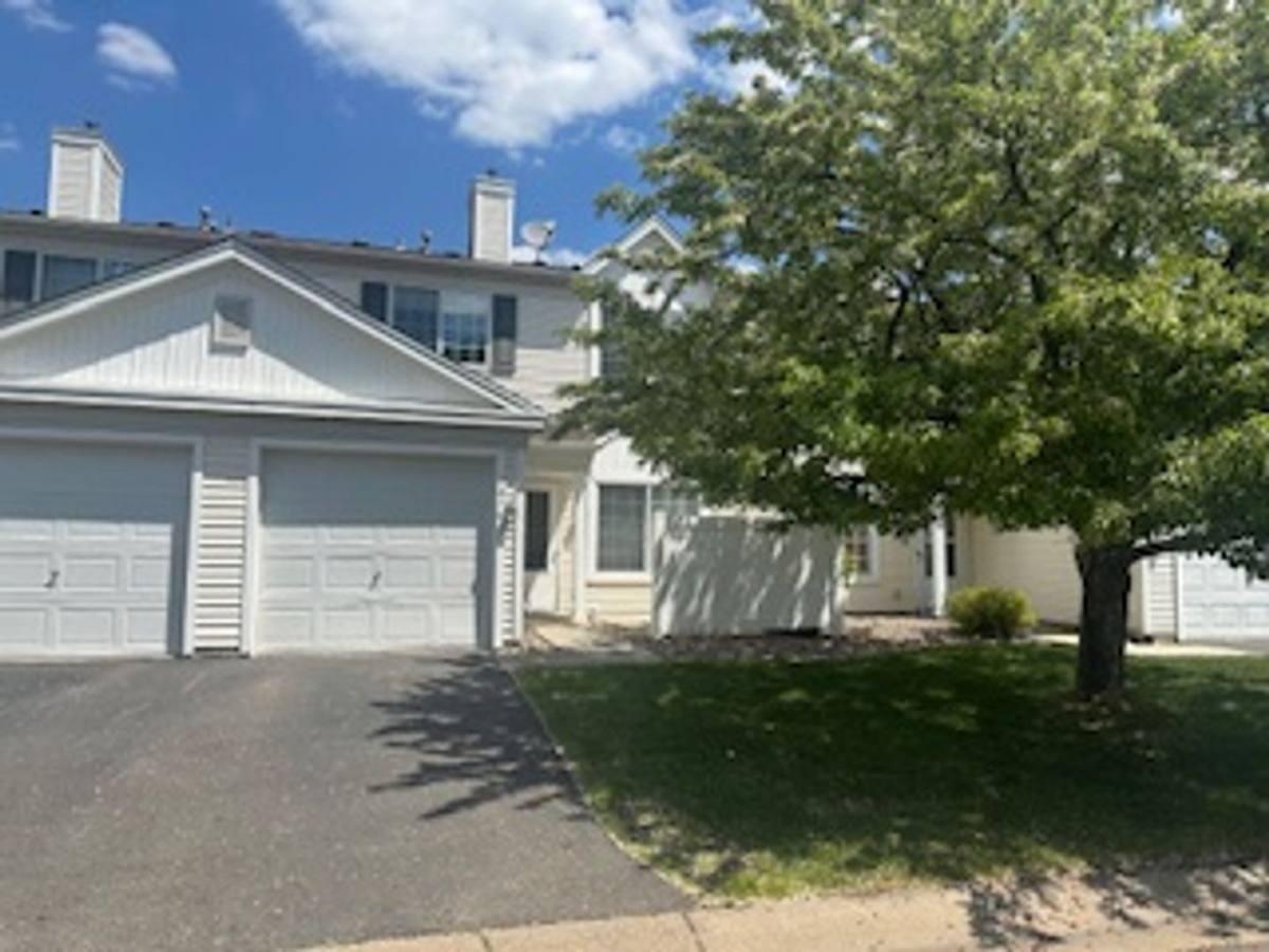 Townhouse for rent at 14764 Excelsior Lane, Saint Paul, MN 55124