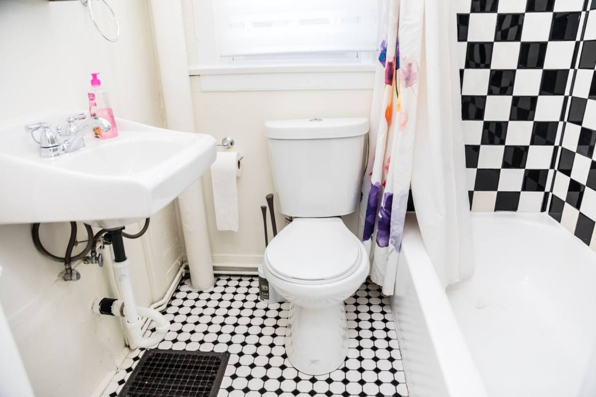 Townhouse for rent at 1537 N Pearl St #5, Denver, CO 80203