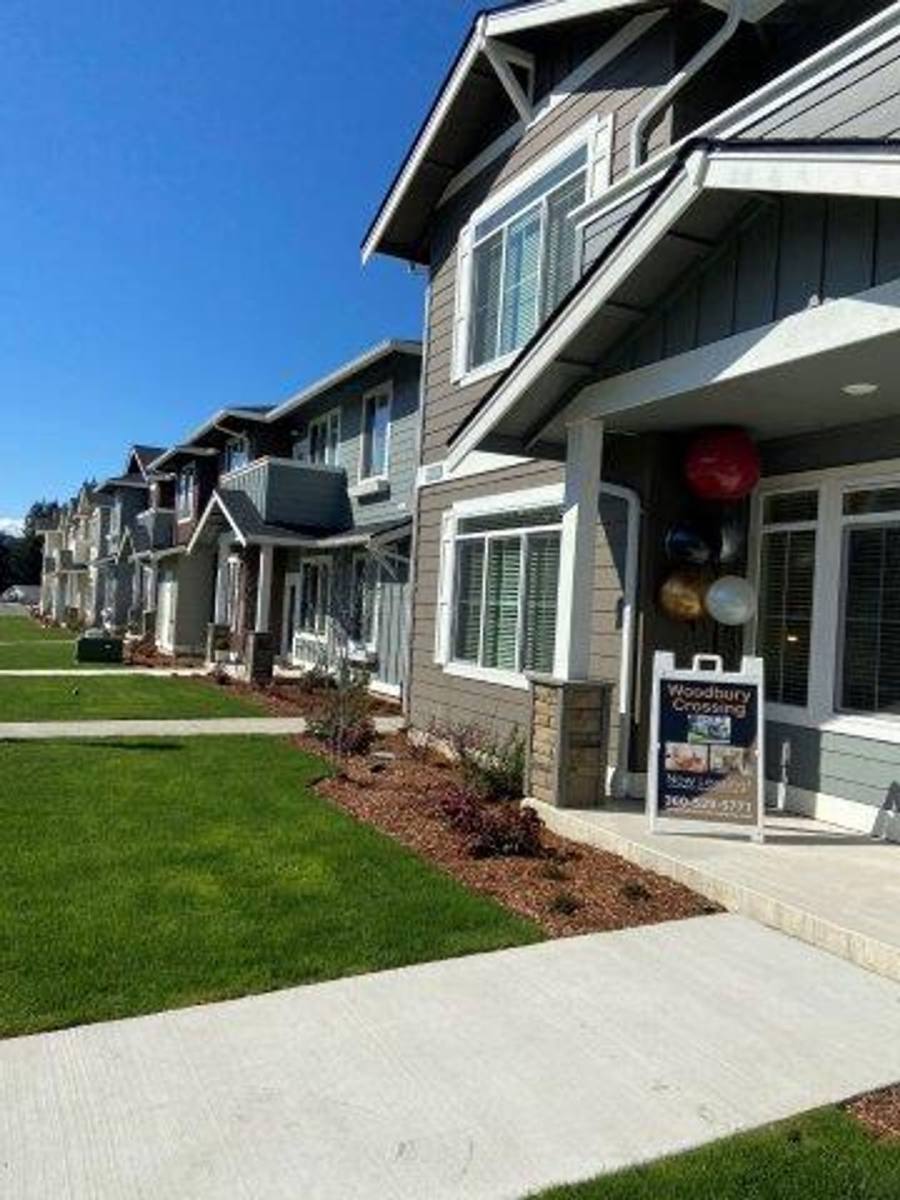 Townhouse for rent at 5008 4th Way SW, Olympia, WA 98502