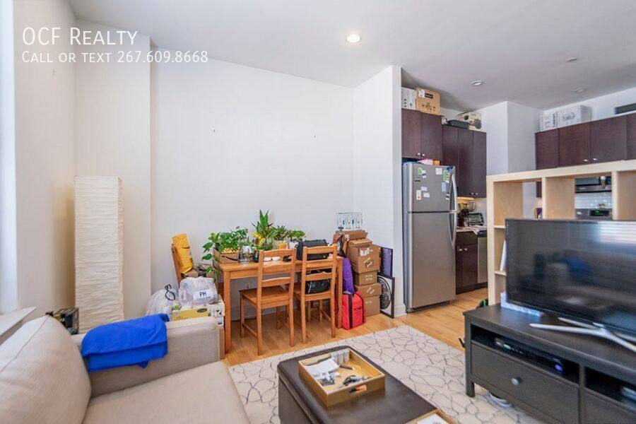 Apartment for rent at 427 Monroe St #404, Philadelphia, PA 19147