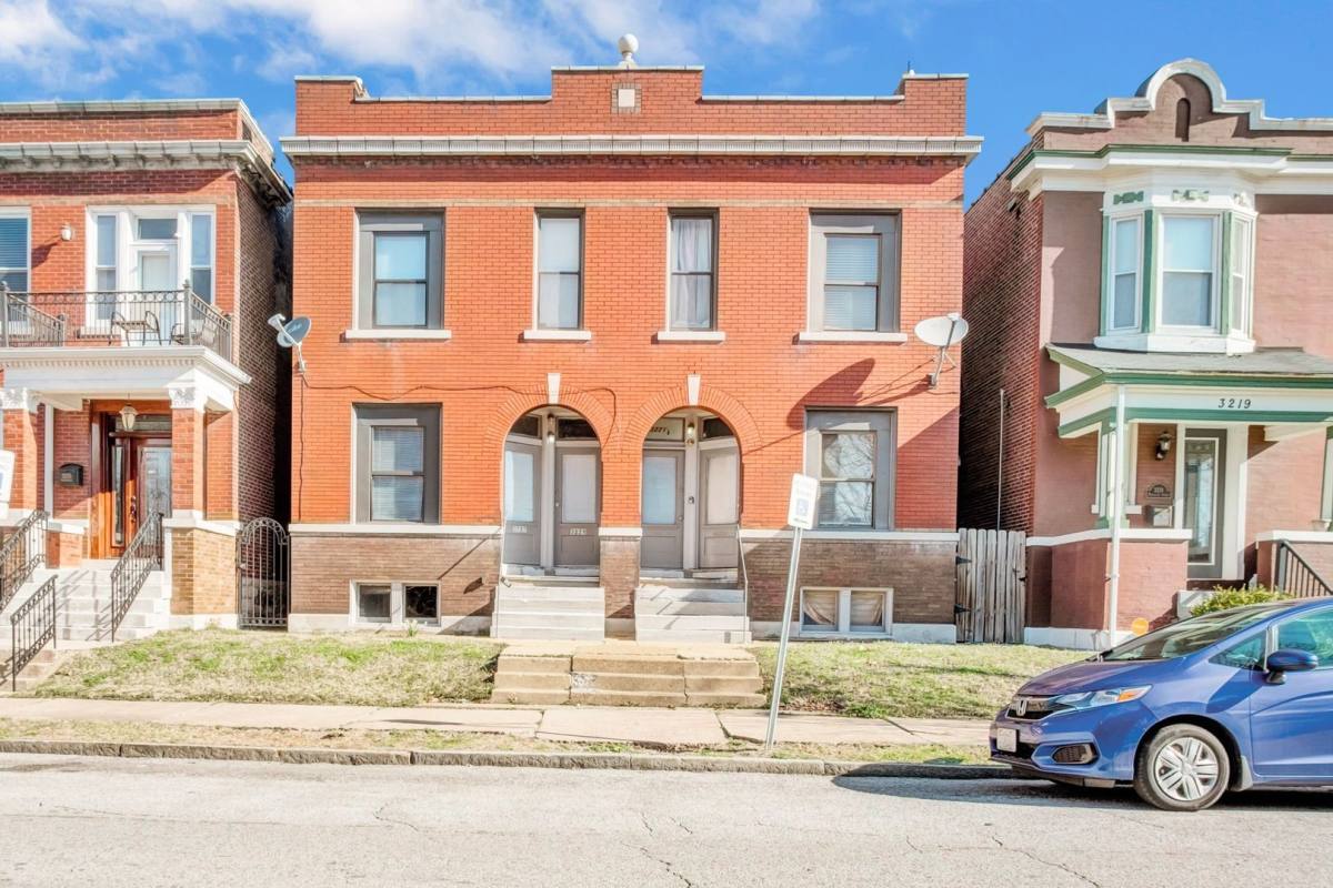 Apartment for rent at 3223 Pestalozzi, Saint Louis, MO 63118