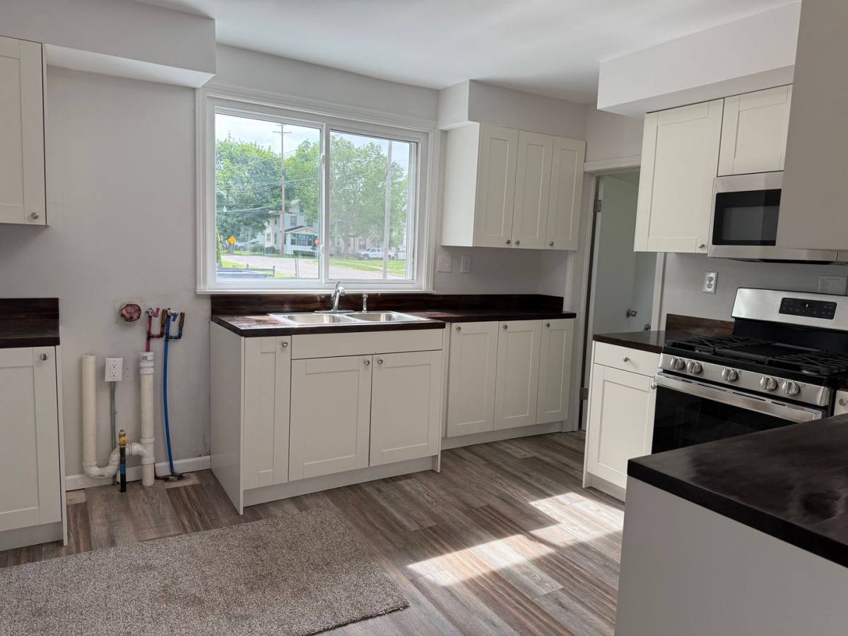 House for rent at 1200 Sheldon St, Jackson, MI 49203