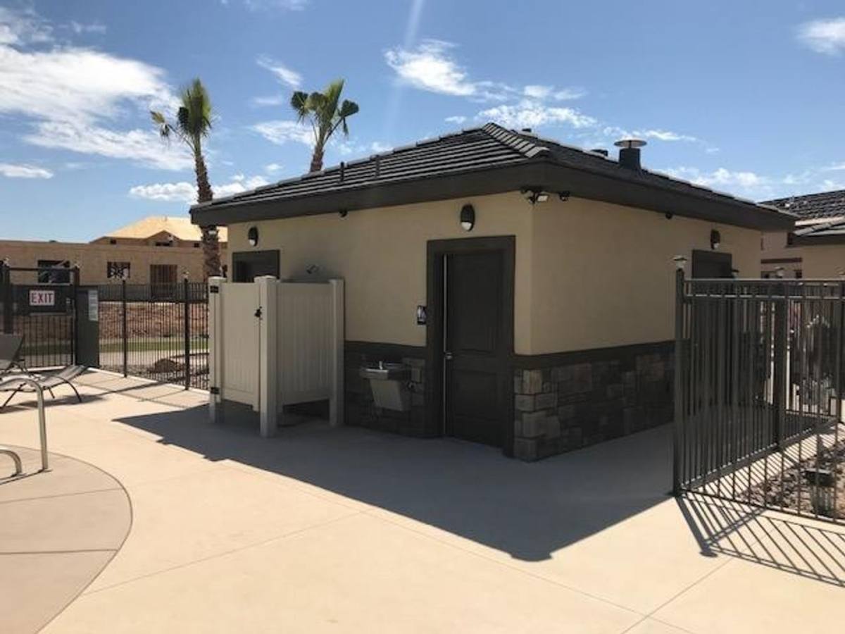 Townhouse for rent at 1001 W Curly Hollow Dr, Saint George, UT 84770