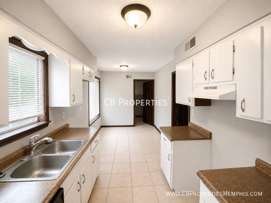 House for rent at 4336 W Hunters Glen St, Memphis, TN 38128