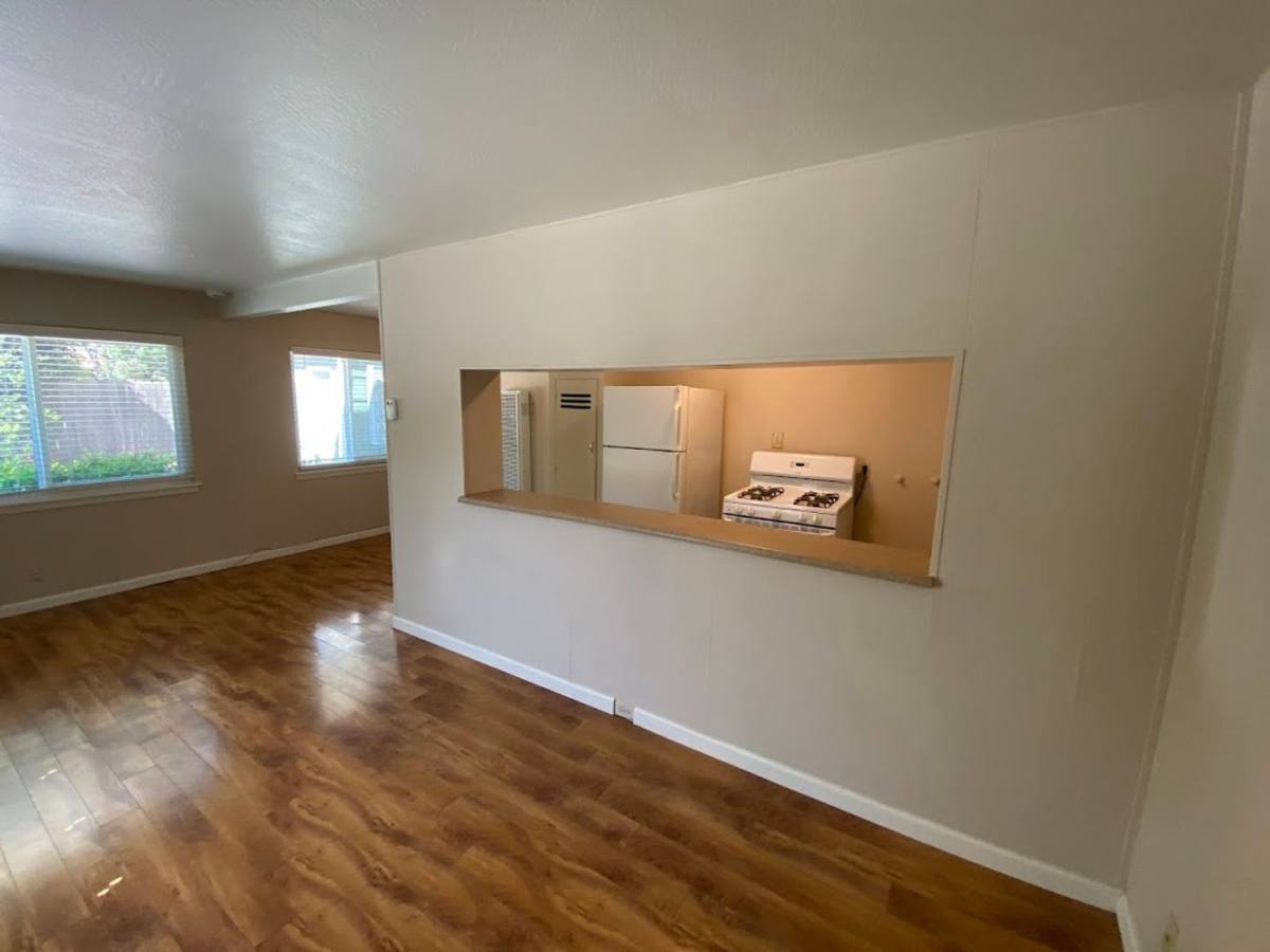 Apartment for rent at 4539 V St, Sacramento, CA 95817