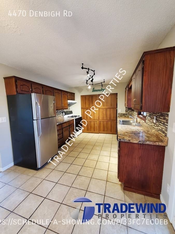 Apartment for rent at 4470 Denbigh Rd, Mound, MN 55364