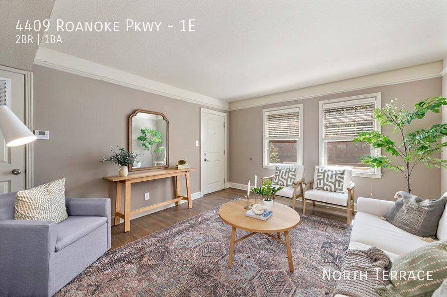 Apartment for rent at 4409 Roanoke Parkway #1E, Kansas City, MO 64111