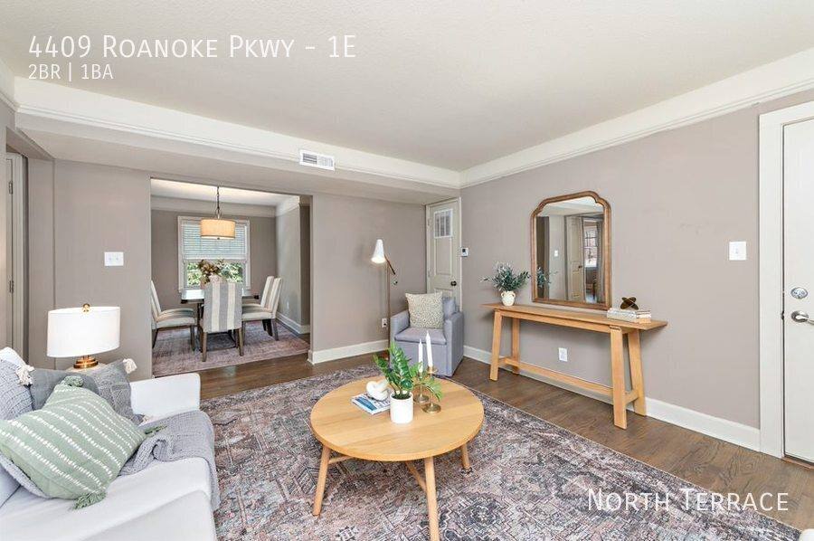 Apartment for rent at 4409 Roanoke Parkway #1E, Kansas City, MO 64111