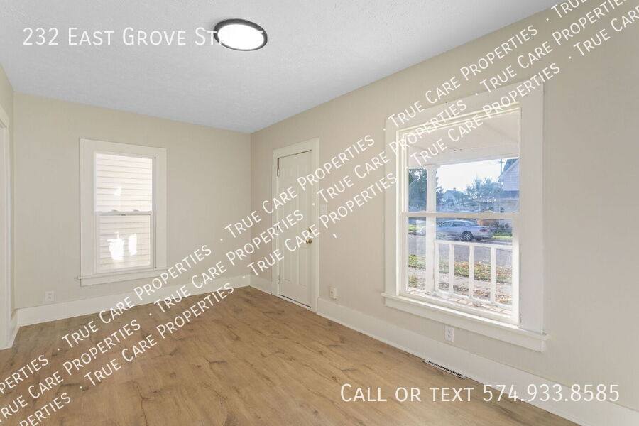 House for rent at 232 E Grove St, Mishawaka, IN 46545