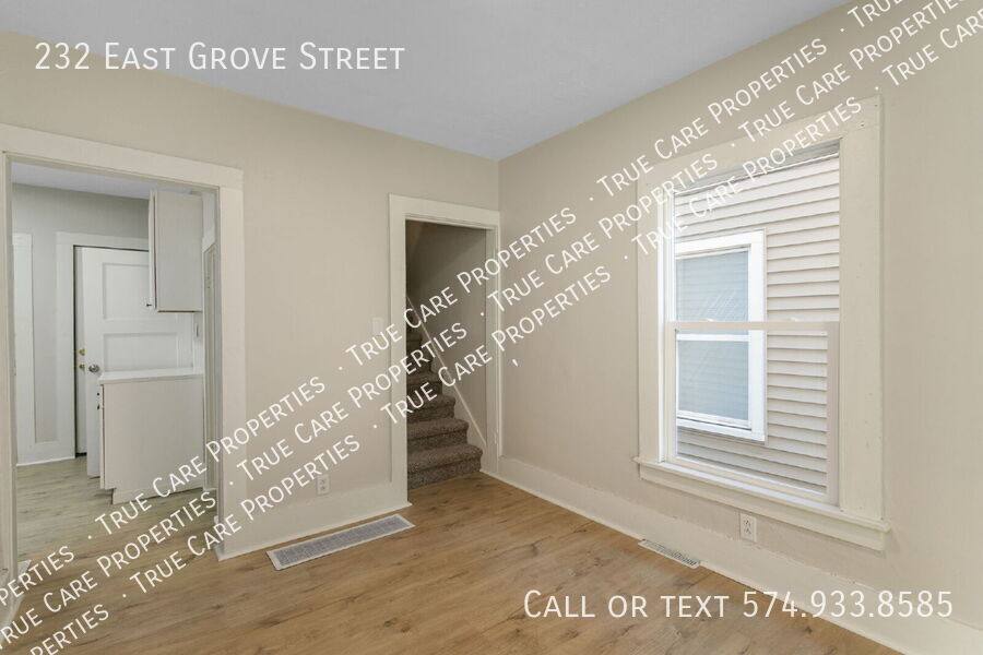 House for rent at 232 E Grove St, Mishawaka, IN 46545