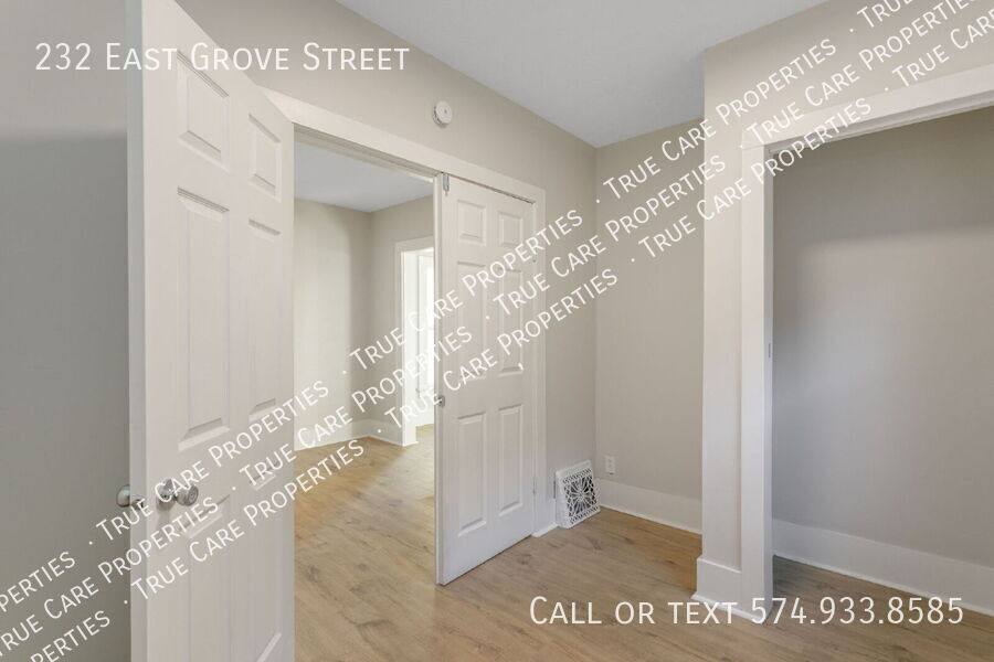 House for rent at 232 E Grove St, Mishawaka, IN 46545