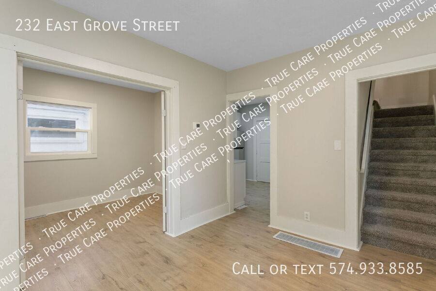 House for rent at 232 E Grove St, Mishawaka, IN 46545