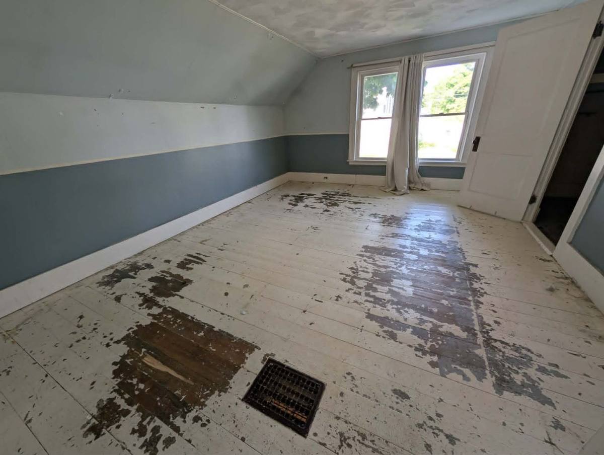 House for rent at 21 Elm St, Old Town, ME 04468