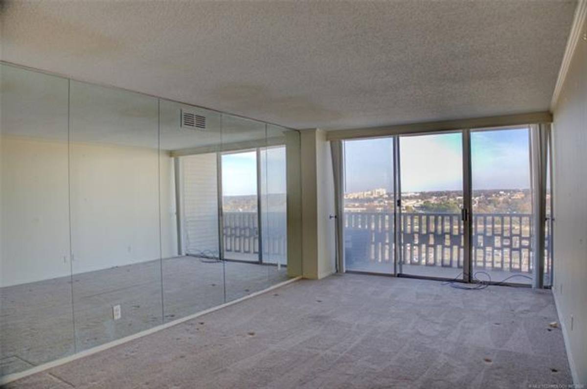 Apartment for rent at 1502 S Boulder Ave, Tulsa, OK 74119