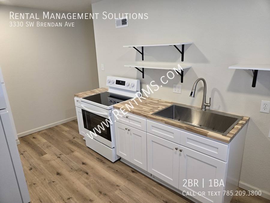 Townhouse for rent at 3330 SW Brendan Ave, Topeka, KS 66611