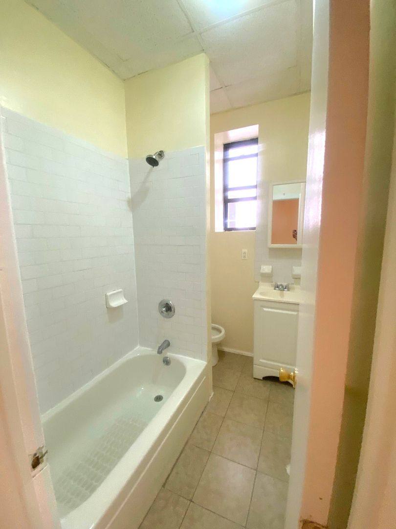 Apartment for rent at 3608 Park Ave, Weehawken, NJ 07086