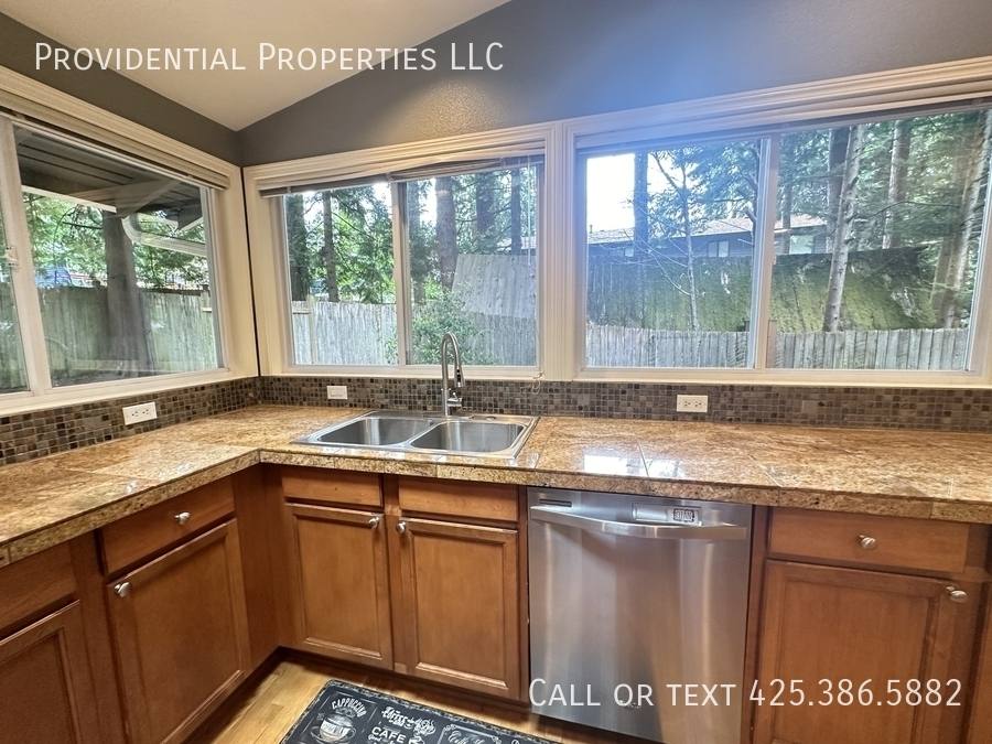House for rent at 3309 173rd Place NE, Redmond, WA 98052