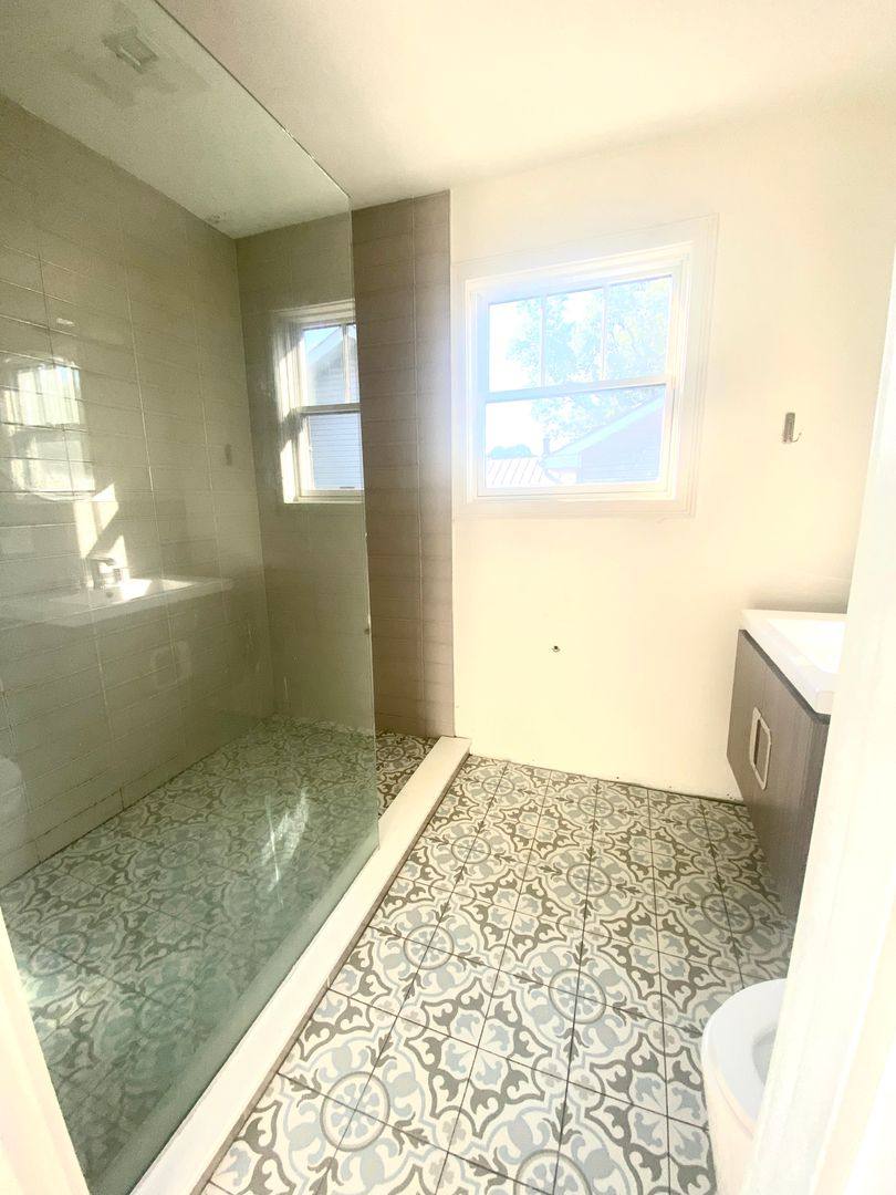 Apartment for rent at 154 Broadway, Port Ewen, NY 12466