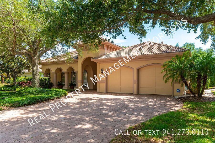 House for rent at 6914 Stanhope Place, Bradenton, FL 34201