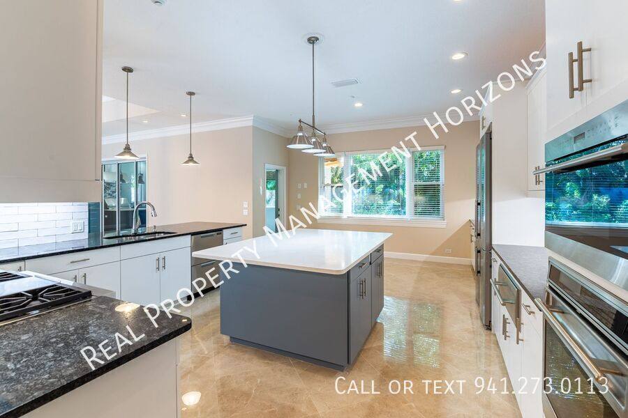 House for rent at 6914 Stanhope Place, Bradenton, FL 34201