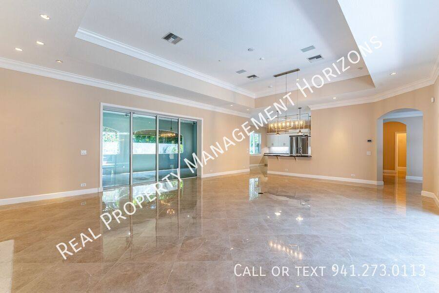 House for rent at 6914 Stanhope Place, Bradenton, FL 34201