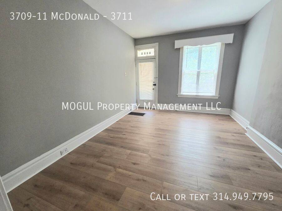 Apartment for rent at 3709-11 McDonald #3711, Saint Louis, MO 63116