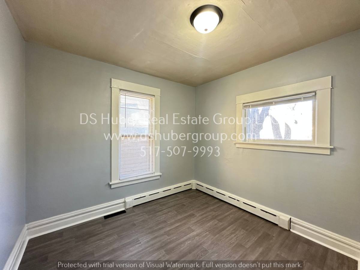Apartment for rent at 117 E N St #A, Lansing, MI 48906