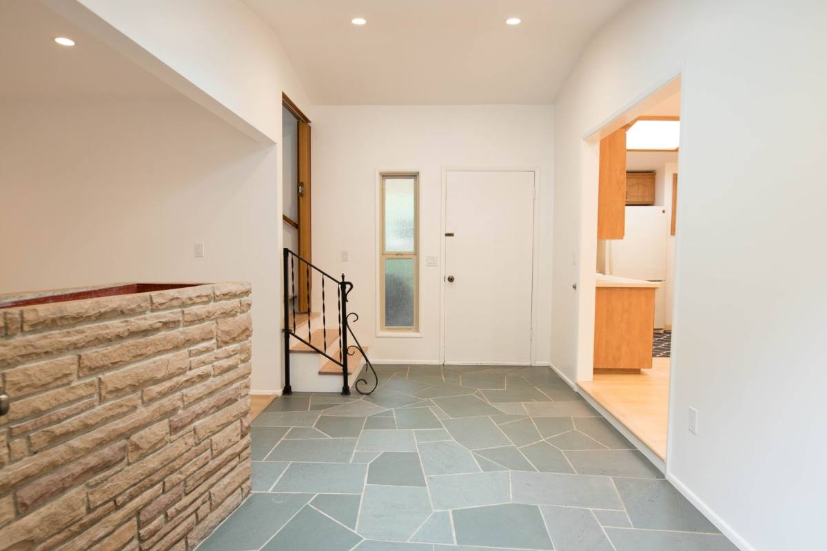 House for rent at 2604 Foothill Rd, Santa Barbara, CA 93105