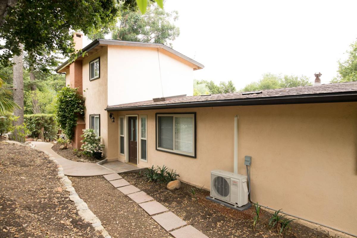 House for rent at 2604 Foothill Rd, Santa Barbara, CA 93105