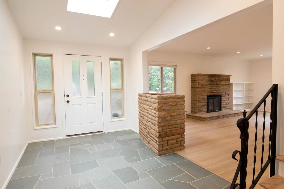 House for rent at 2604 Foothill Rd, Santa Barbara, CA 93105