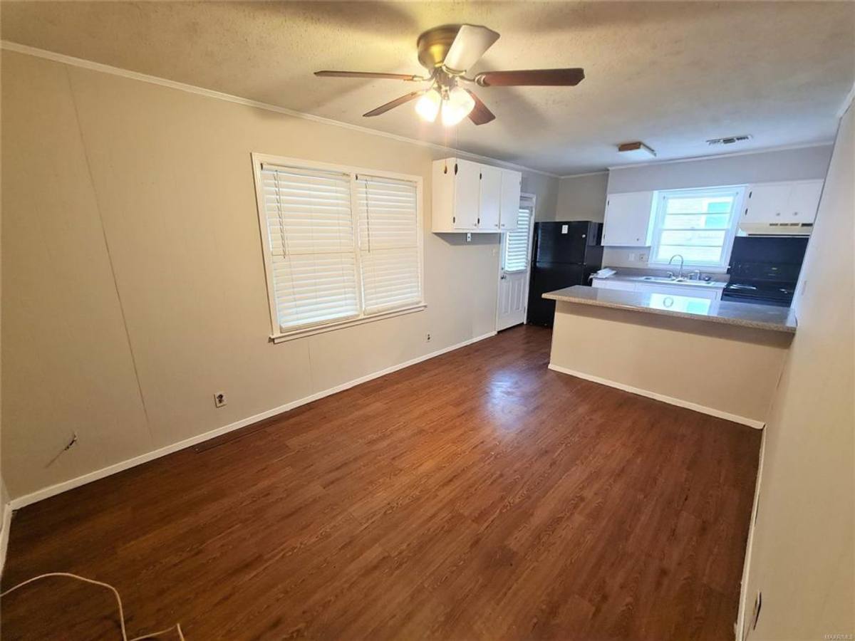 House for rent at 516 Lawndale Lane, Montgomery, AL 36109