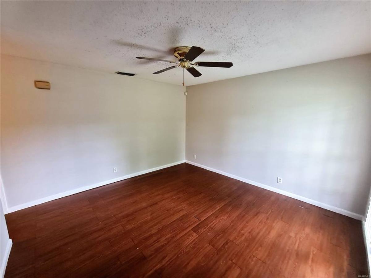 House for rent at 516 Lawndale Lane, Montgomery, AL 36109