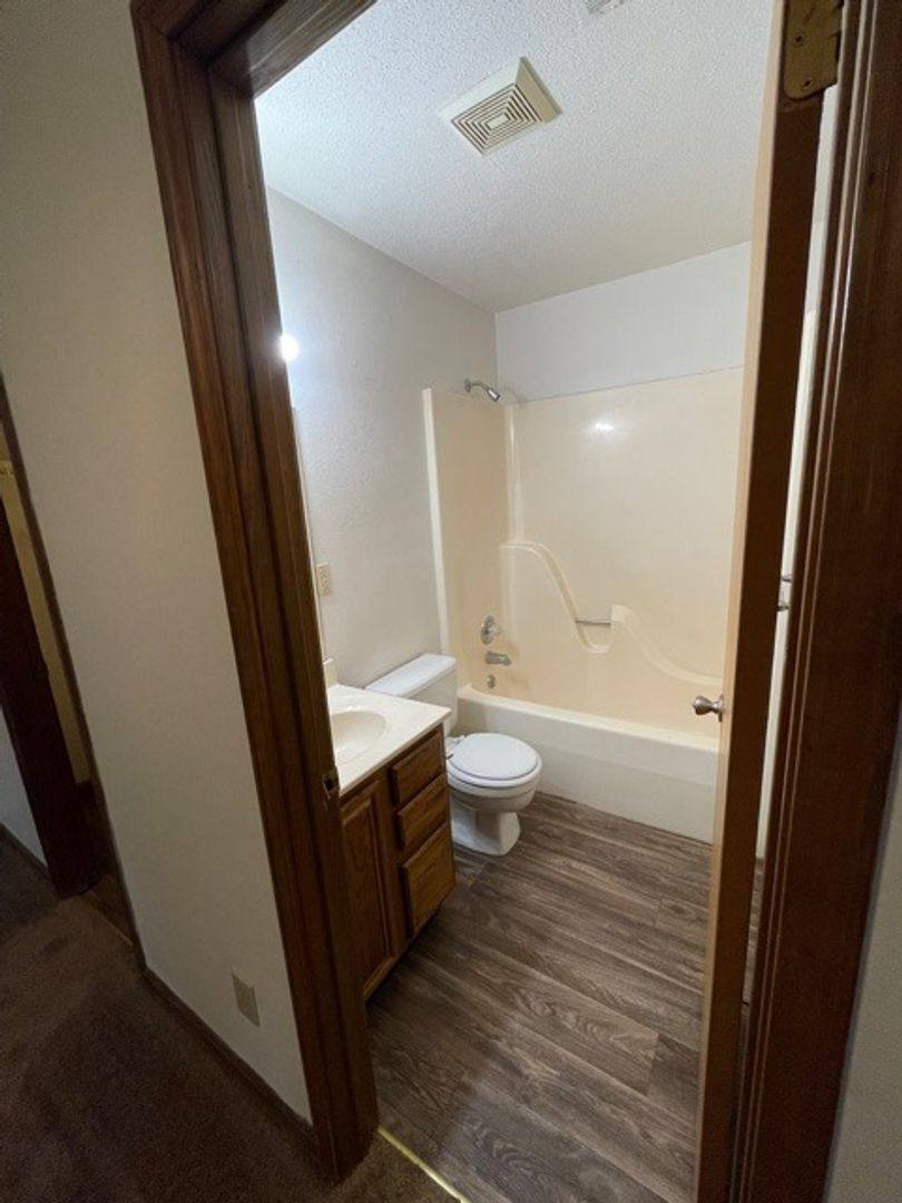 Apartment for rent at 2842 Whitener, Cape Girardeau, MO 63701
