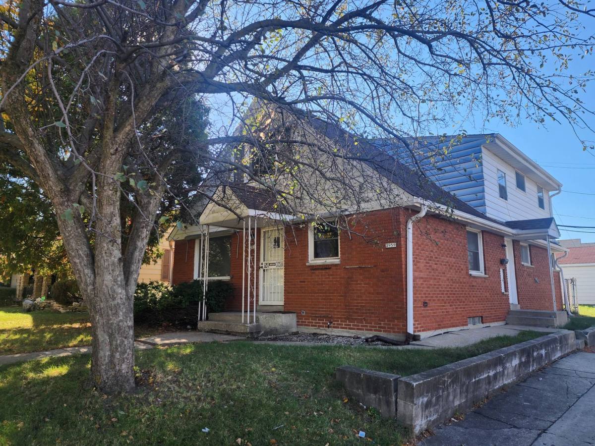 House for rent at 3959 N 75th St, Milwaukee, WI 53216