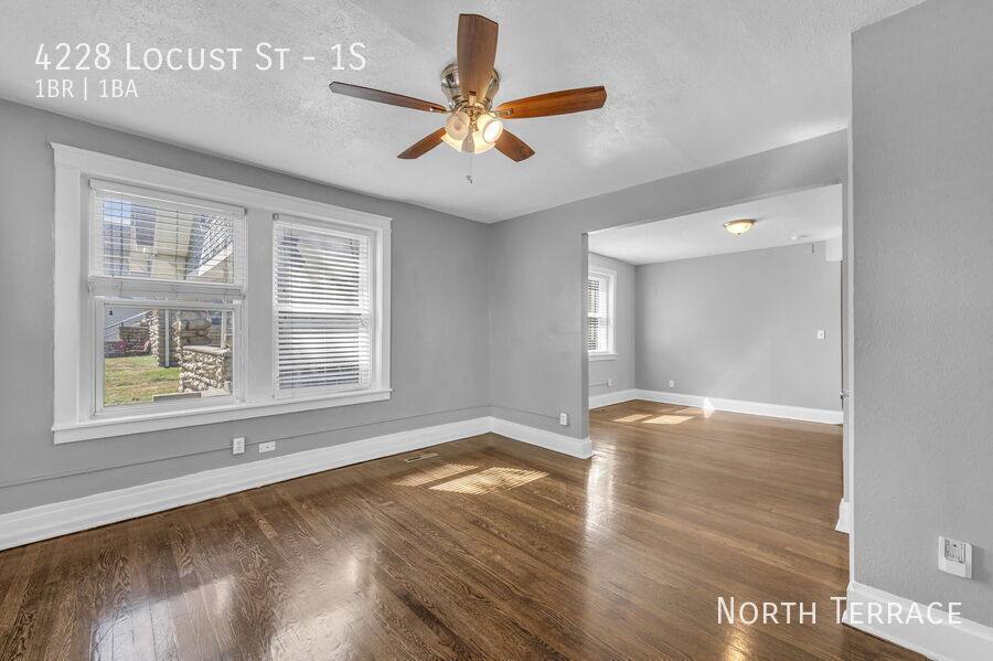 Apartment for rent at 4228 Locust St #1S, Kansas City, MO 64110