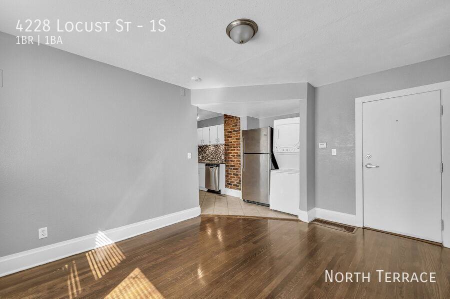Apartment for rent at 4228 Locust St #1S, Kansas City, MO 64110