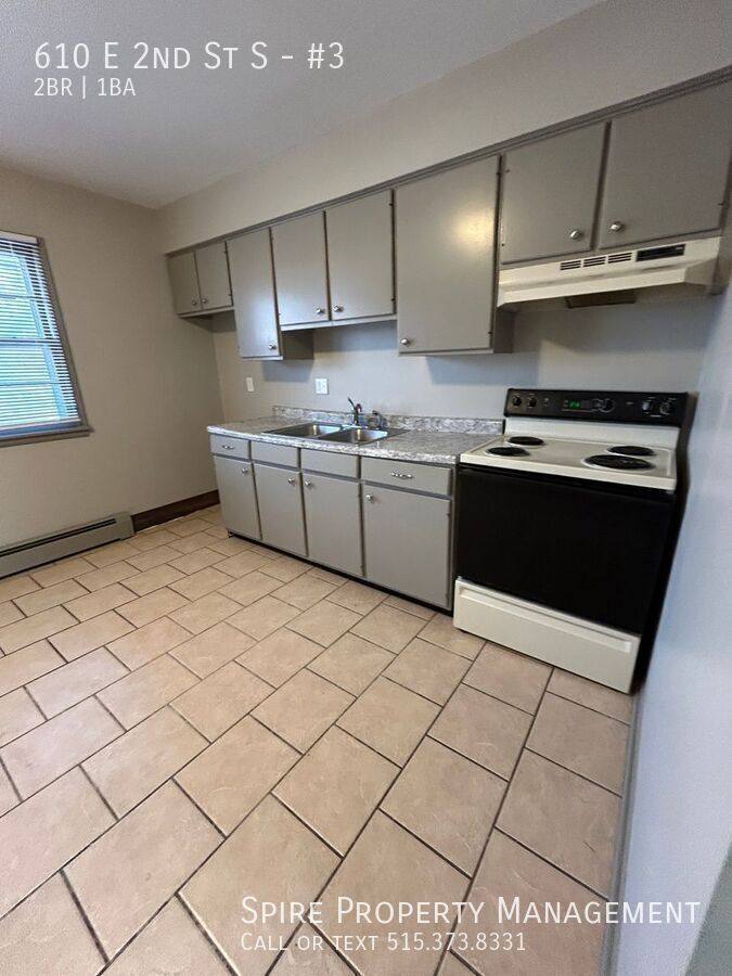 Apartment for rent at 610 E 2nd St S #3, Newton, IA 50208