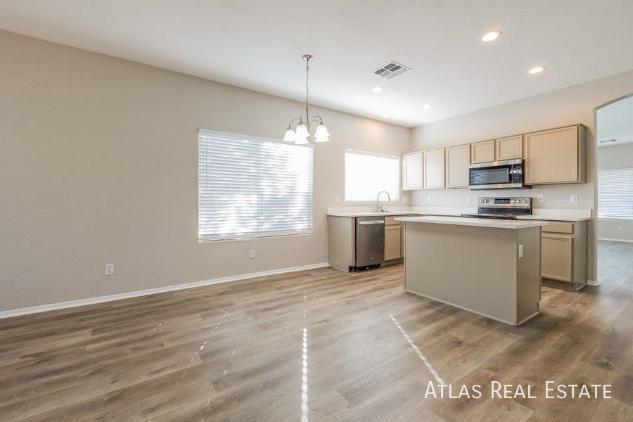 House for rent at 3810 E Waterman St, Gilbert, AZ 85297