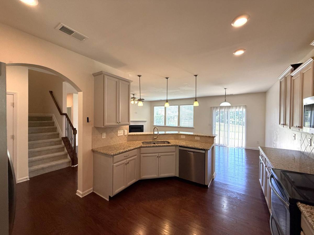 House for rent at 6911 Agnew Dr, Charlotte, NC 28273