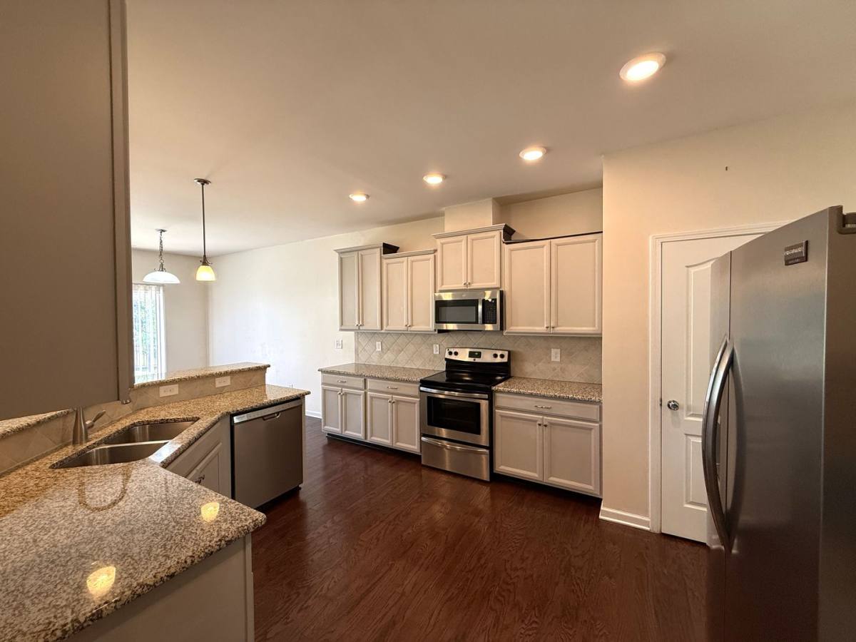 House for rent at 6911 Agnew Dr, Charlotte, NC 28273