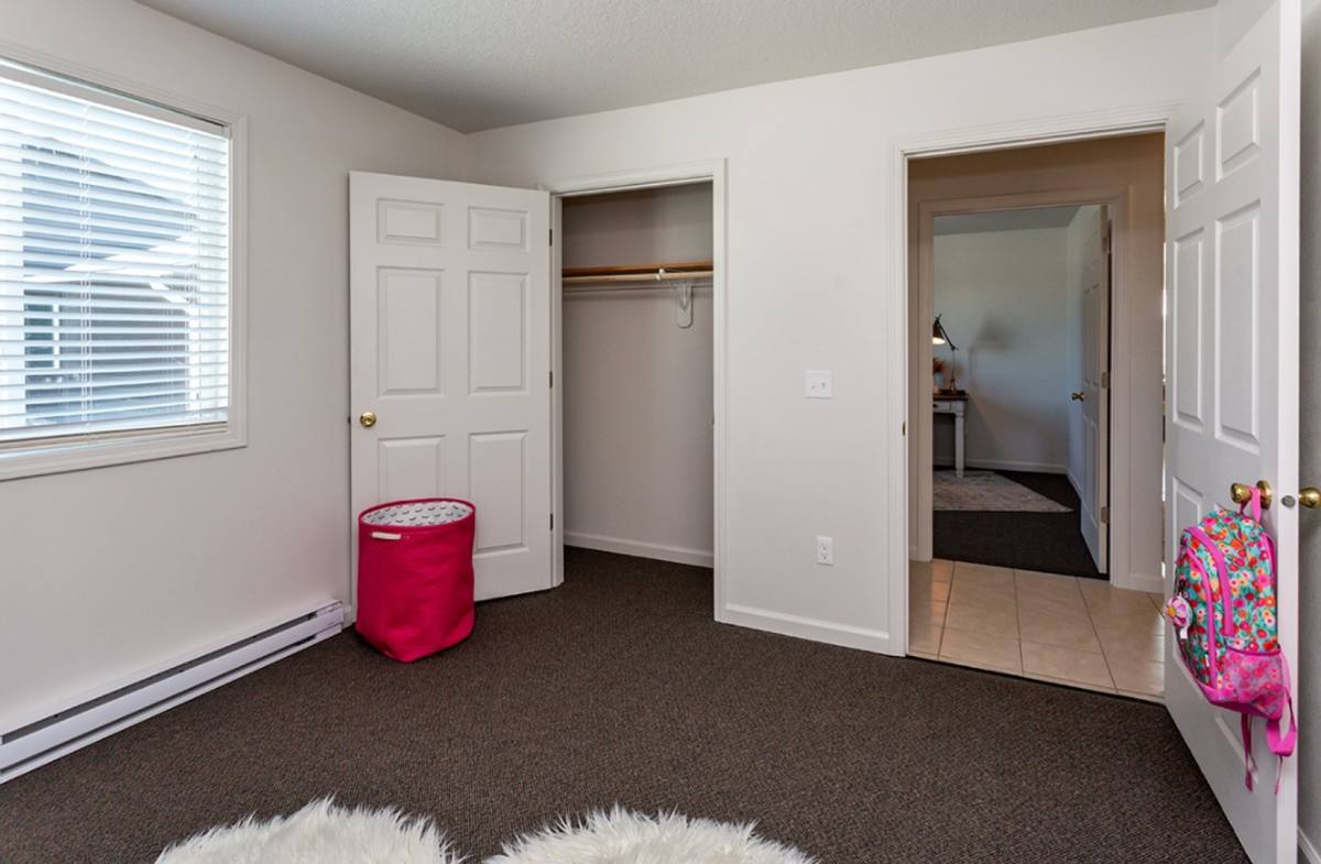 Apartment for rent at 1159 Kadin Trail, Bondurant, IA 50035