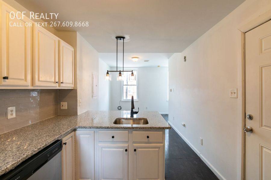 Apartment for rent at 305 N 41st St #2, Philadelphia, PA 19104