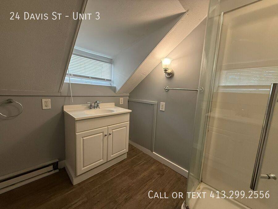Apartment for rent at 24 Davis St #3, Springfield, MA 01104