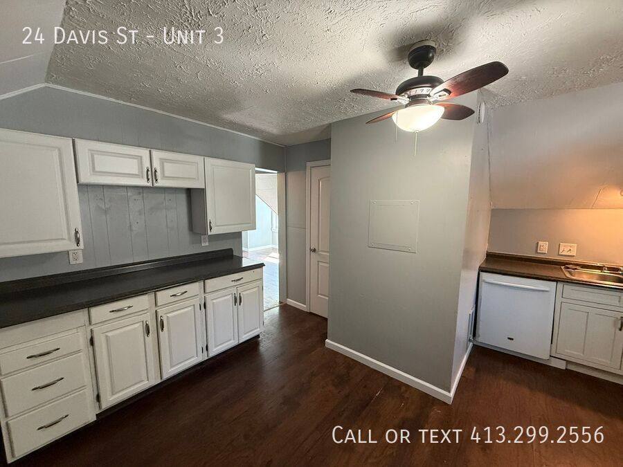 Apartment for rent at 24 Davis St #3, Springfield, MA 01104